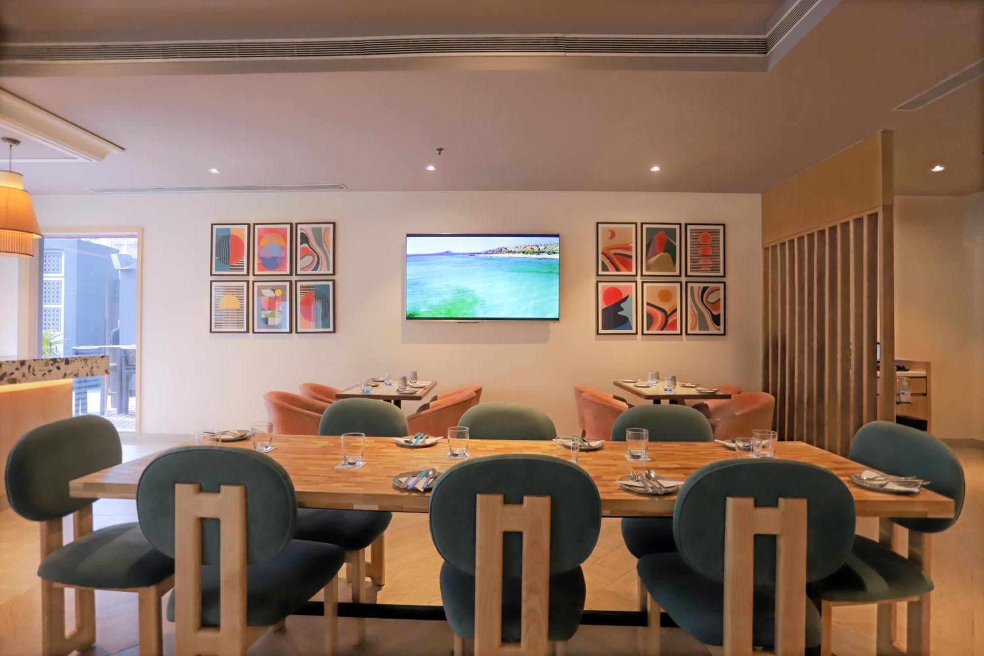 Park Inn By Radisson,South Delhi New Delhi Exterior foto The interior of the restaurant